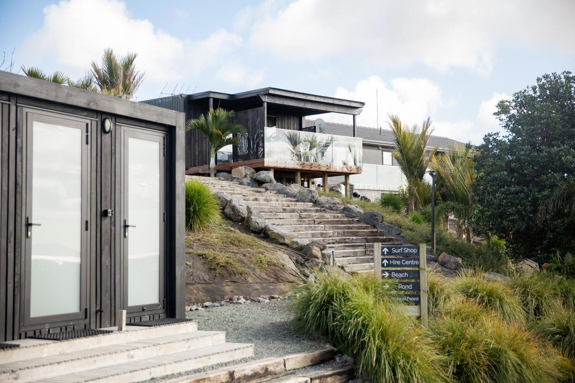 Aotearoa Surf Eco Pods Hotel Te Arai Exterior foto