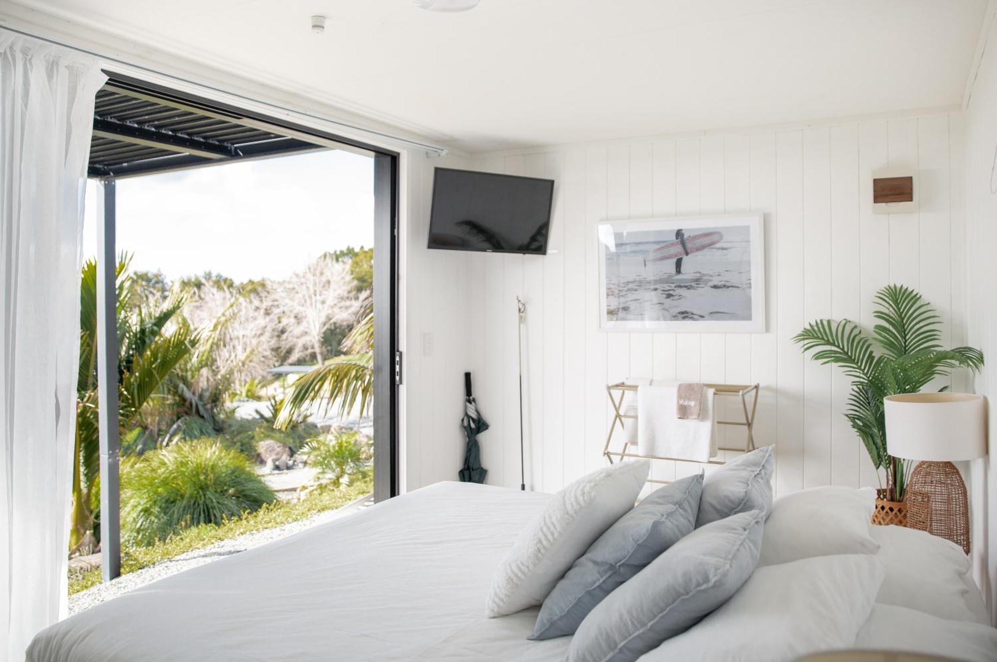 Aotearoa Surf Eco Pods Hotel Te Arai Exterior foto