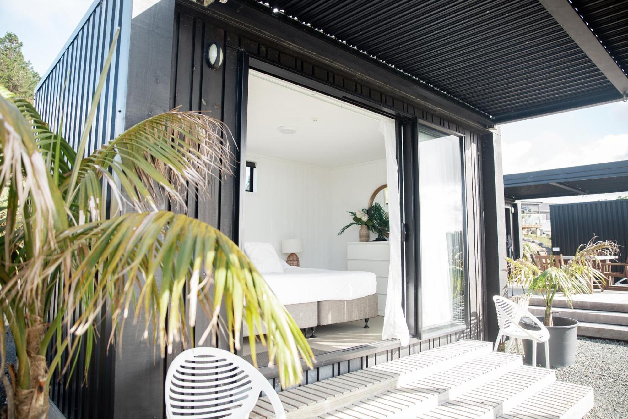 Aotearoa Surf Eco Pods Hotel Te Arai Exterior foto