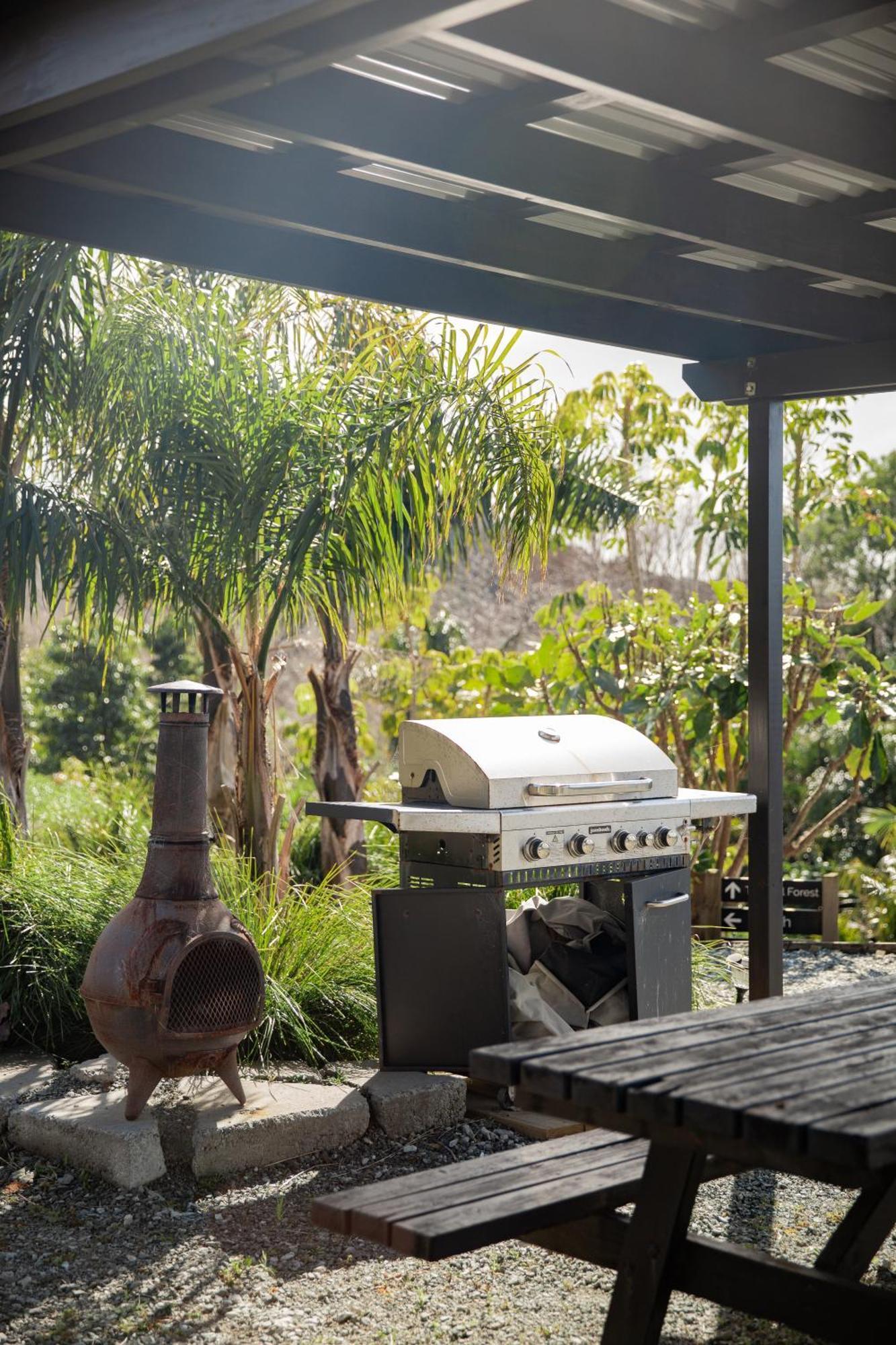 Aotearoa Surf Eco Pods Hotel Te Arai Exterior foto